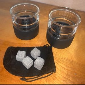 Frozen Whiskey Glasses & Rock Set